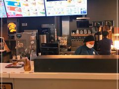 -麦当劳(宝山大厦店)