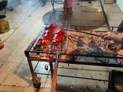 -黄记四更烤乳猪店