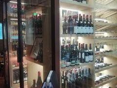 -肆海小川菜酒馆Wine Bistro (青年路店)