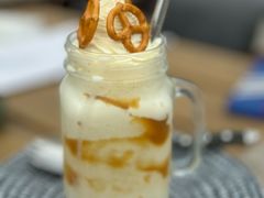 Salted&nbsp;Caramel&nbsp;Milkshake-BAIA 巴亚