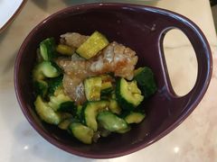 海蜇头拌黄瓜-丁字口海鲜热炒·烧烤大排档