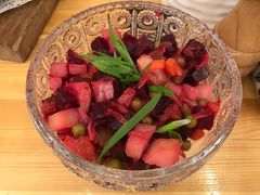 甜菜根沙拉-Lozhki-ploshki