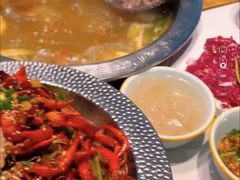 -乡土黄·鲜牛肉火锅·小龙虾(兴业街店)
