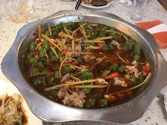 -兔行天下-鸿鹤鲜锅兔(中海国际店)