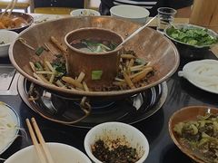 -牛喵喵铜锅牛肉馆