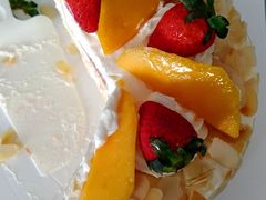 -绿姿鲜奶烘焙(世南西路店)