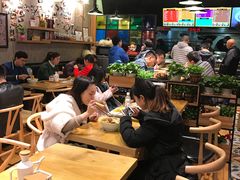 大堂-车沾巷·重庆老味豌杂面