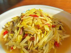 蒜黄香干炒咸肉-永安水煮活鱼·仪征菜(仪征奥林匹克店)