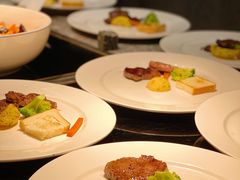 香煎鹅肝配时令桑梅-解放碑威斯汀酒店-知味国际美食餐厅