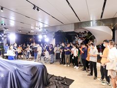 -蔚来中心(北京中关村店)