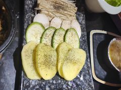 -鹤江桥·红油牛肉粉(SKP店)