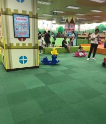 -莫莉幻想儿童乐园(武汉金银潭永旺店)