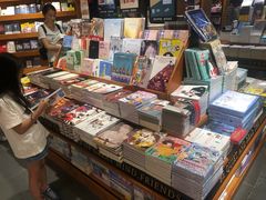 -西西弗书店&矢量咖啡(凯德晶萃广场店)