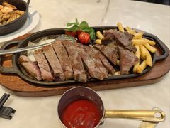 -港丽餐厅(高德置地店)