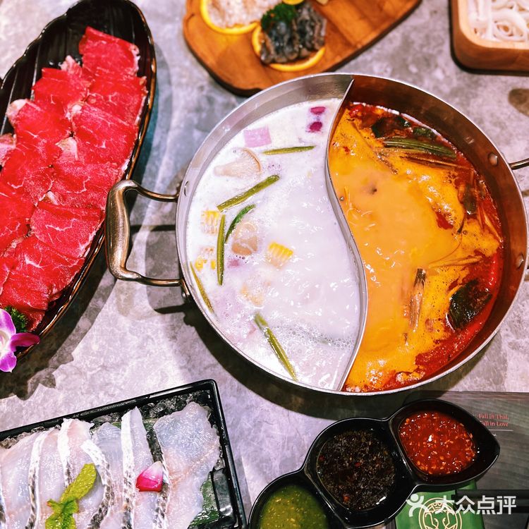 假装去了泰国,魔都超高性价比的泰式火锅四面泰