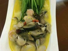 -地方名吃海鲜大馅蒸饺(北戴河店)