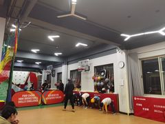 -悦动体能篮球羽毛球网球(三里河店)