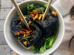 -黑色经典臭豆腐·湖南特产(坡子街店)