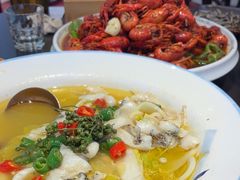 -川流不息·地道川菜·小龙虾(松东路店)