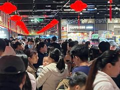 -胖东来生活广场(健康路店)