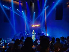 -TZ House音乐现场(来福士中心店)