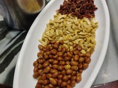 -蔼若春.传承三十年云南菜(金碧公园店)