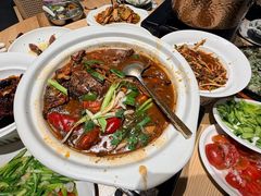 剁椒鱼头-加顺农场餐厅