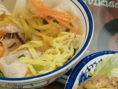 -长人馄饨铺(解放街店)