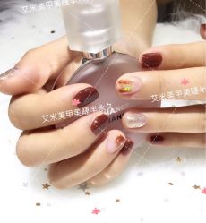 -U mi Nail美甲工作室
