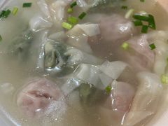全家福馄饨-刘鸿盛(罍街店)