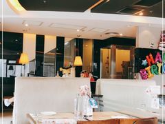 -必胜客(机场路店)