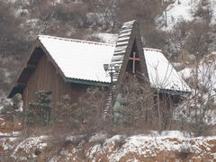 -采薇庄园四季滑雪场