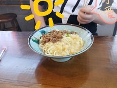 -阿依娘镇店豌杂面(三峡广场店)
