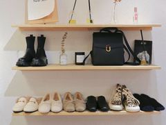 -nana showroom娜娜家服装店
