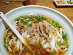 -湘人龙记老长沙米粉(鸟巢店)
