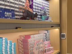 -博士眼镜(罗湖喜荟城店)