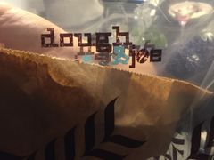 -Dough&Joe团憩(瑞虹天地月亮湾店)