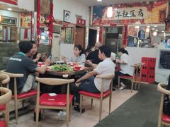 -烧哥美蛙肥肠鱼火锅·十五年社区店