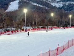 -鳌山滑雪度假区