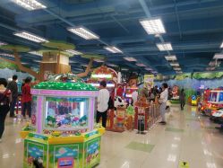 -莫莉幻想儿童乐园(武汉保利广场店)