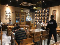 大堂-串大叔炭火烤串·鸡西大冷面刀削面(总店)