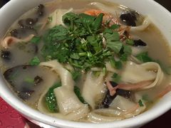 二龙烩三鲜-萧记三鲜烩面(郑汴路店)