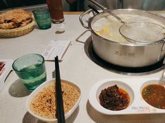 -浪里寻·臻牛养生牛肉火锅(方圆荟店)