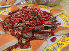 -乡土特色.冷锅鱼.牦牛肉汤锅