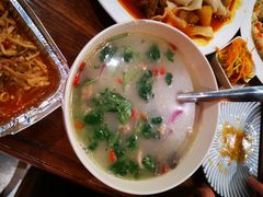 乌市羊杂汤-疆里疆外·和田烤肉·清真