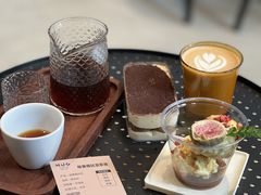 -HUG·拥抱咖啡(郑州宝龙广场店)