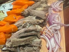 手抓羊肉-新疆伊宁远征餐厅