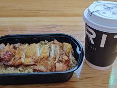 -灵意咖啡·西班牙美食(汕头金平万达广场店)