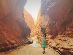 -天山神秘大峡谷