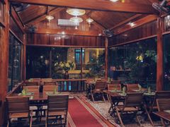 -Lam Vien Restaurant